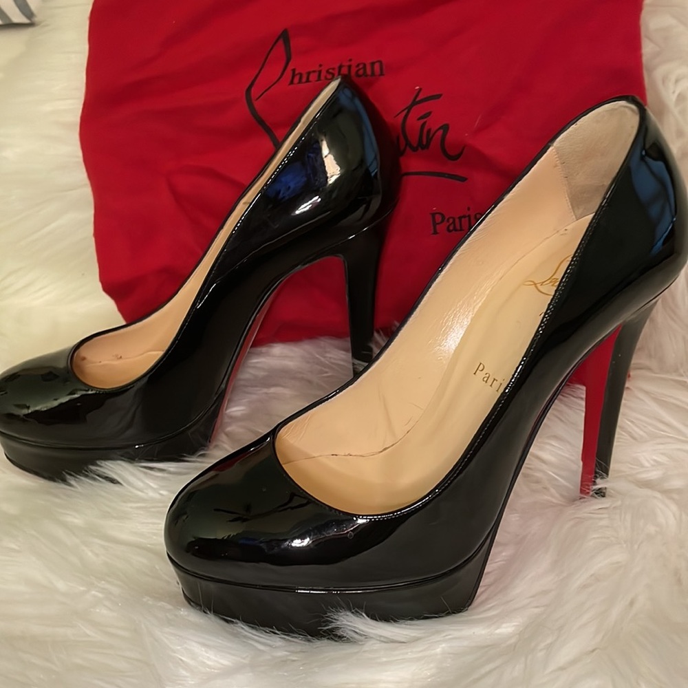 💯🔥Christian Louboutin Heels - Picture 5 of 11